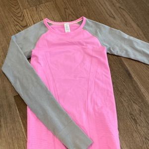 Girls long sleeve ivivva top